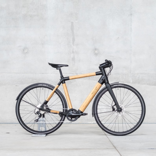 Vélo électrique en bambou relief